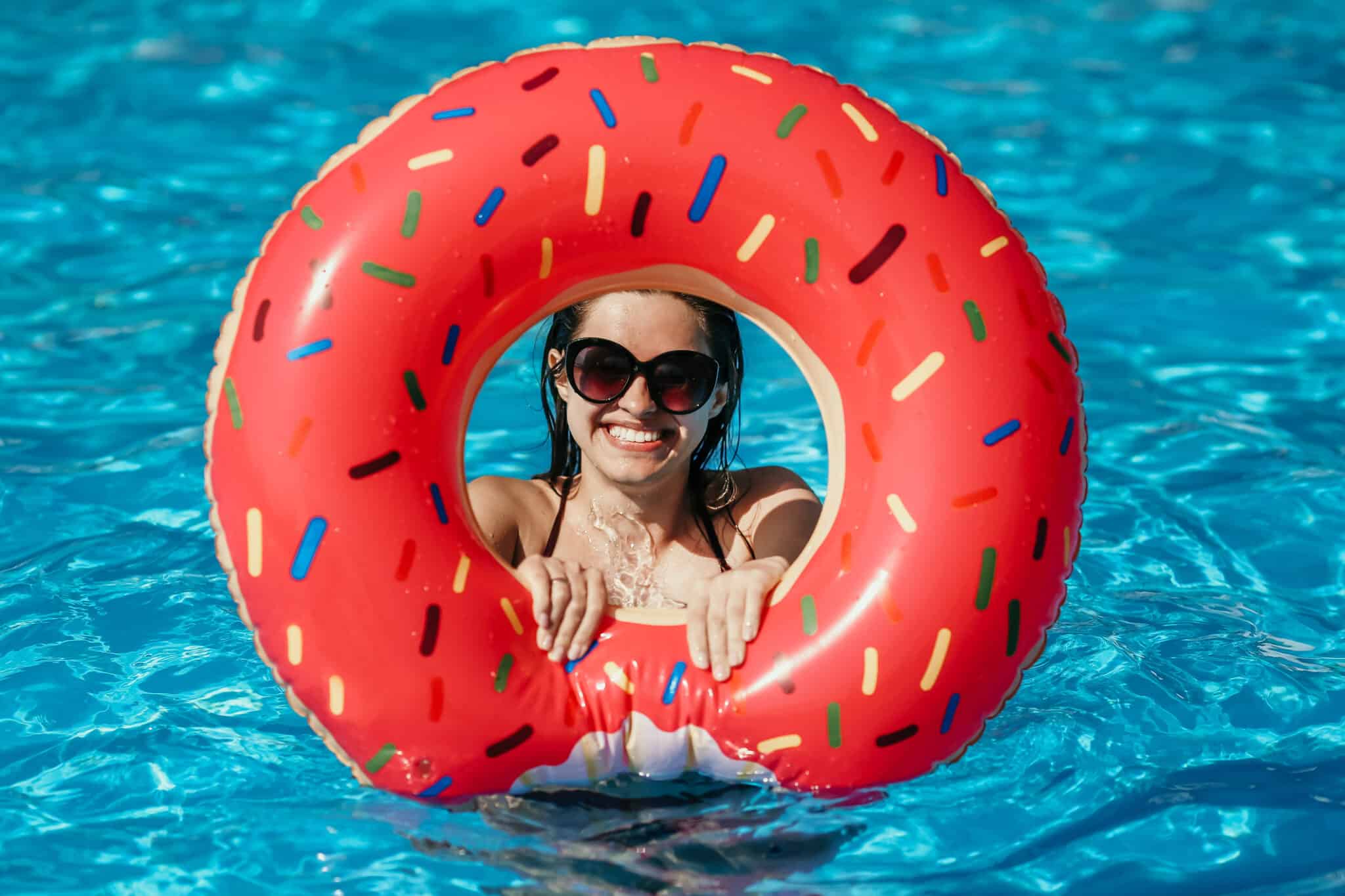 Donut float Happy Pool Owner